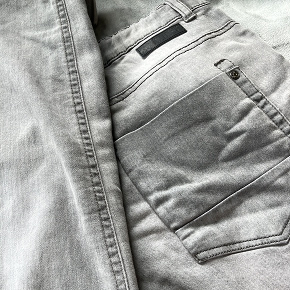 Grey mens jeans - Picture 6 of 6